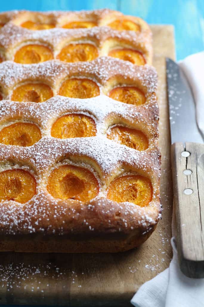 Apricot cake