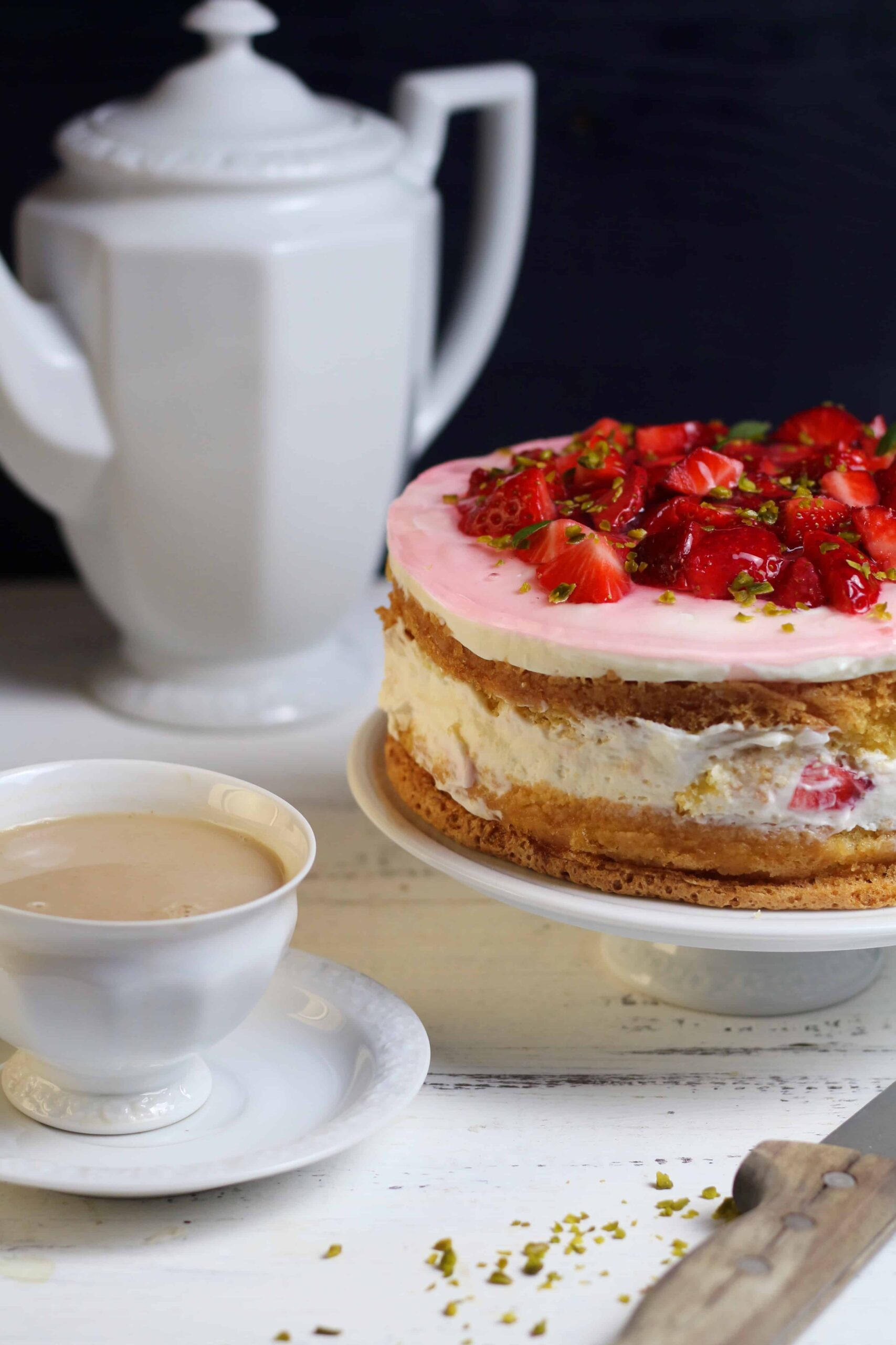 German Strawberry Cream Torte