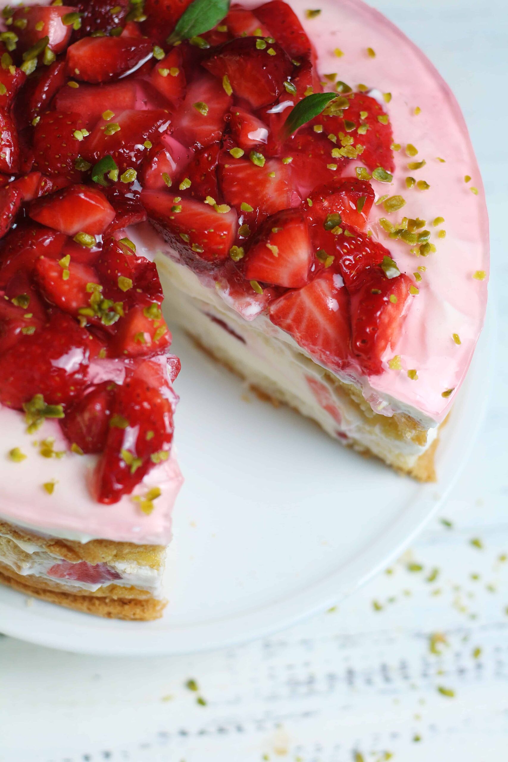 German Strawberry Cream Torte