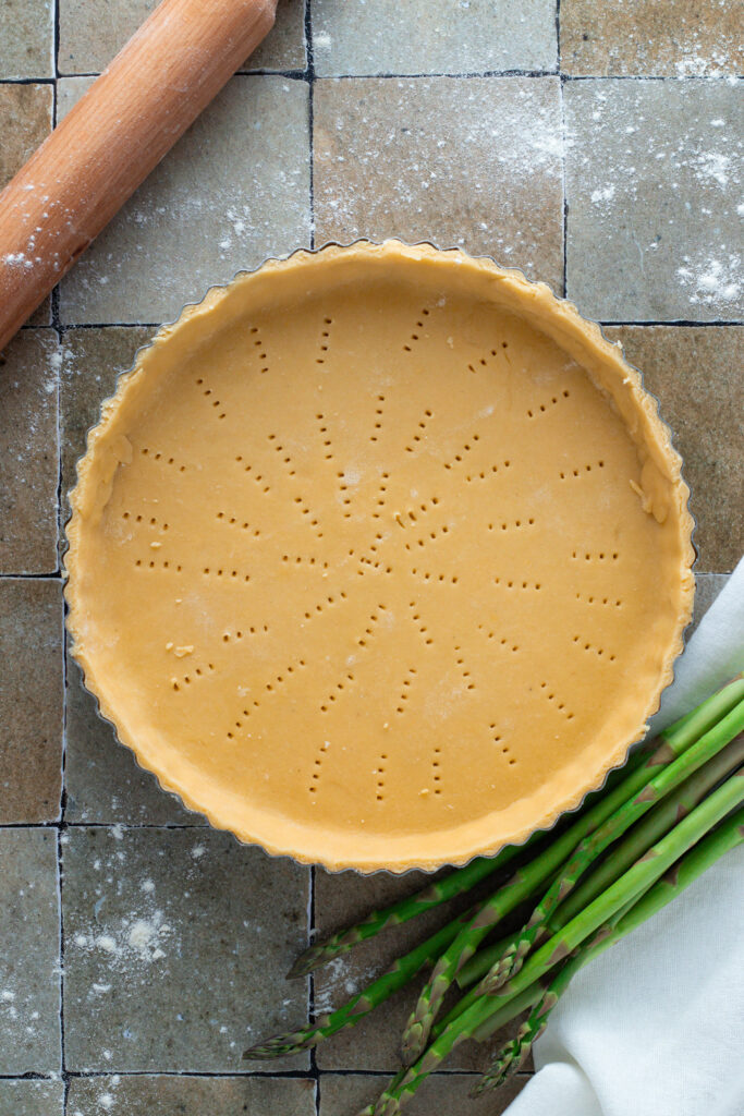 Pastry base for asparagus quiche.