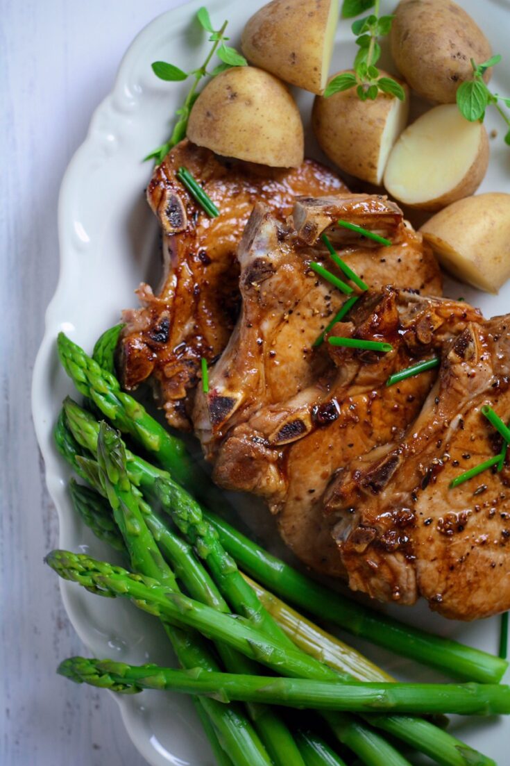 how-to-make-maple-glazed-pork-chops-days-of-jay