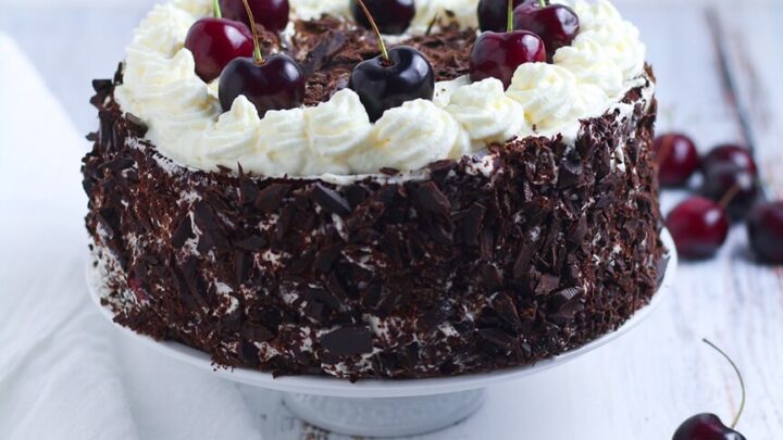 Eggless Black Forest Cake Recipe | Cook's Hideout