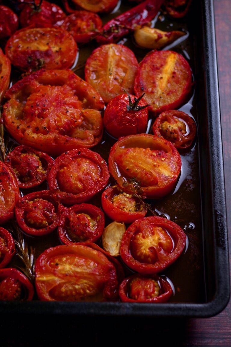 How to make Slow Roasted Tomato Sauce - Days of Jay