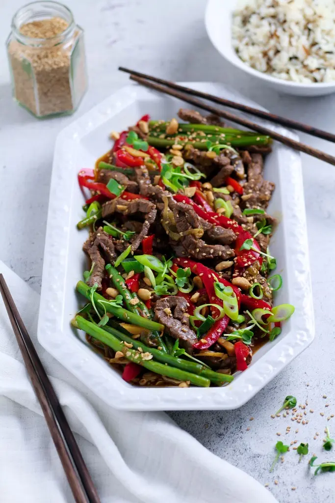 Full of punchy, invigorating flavours and loads of fresh veg, Ginger Beef Stir Fry is made in minutes and tastes incredible. Get all your ingredients prepped before you start cooking and you’ll have dinner ready in a flash.
