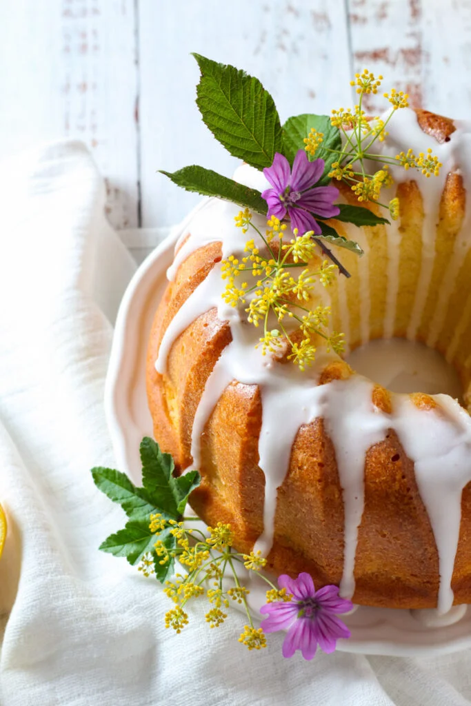 Simple Lemon Bundt Cake