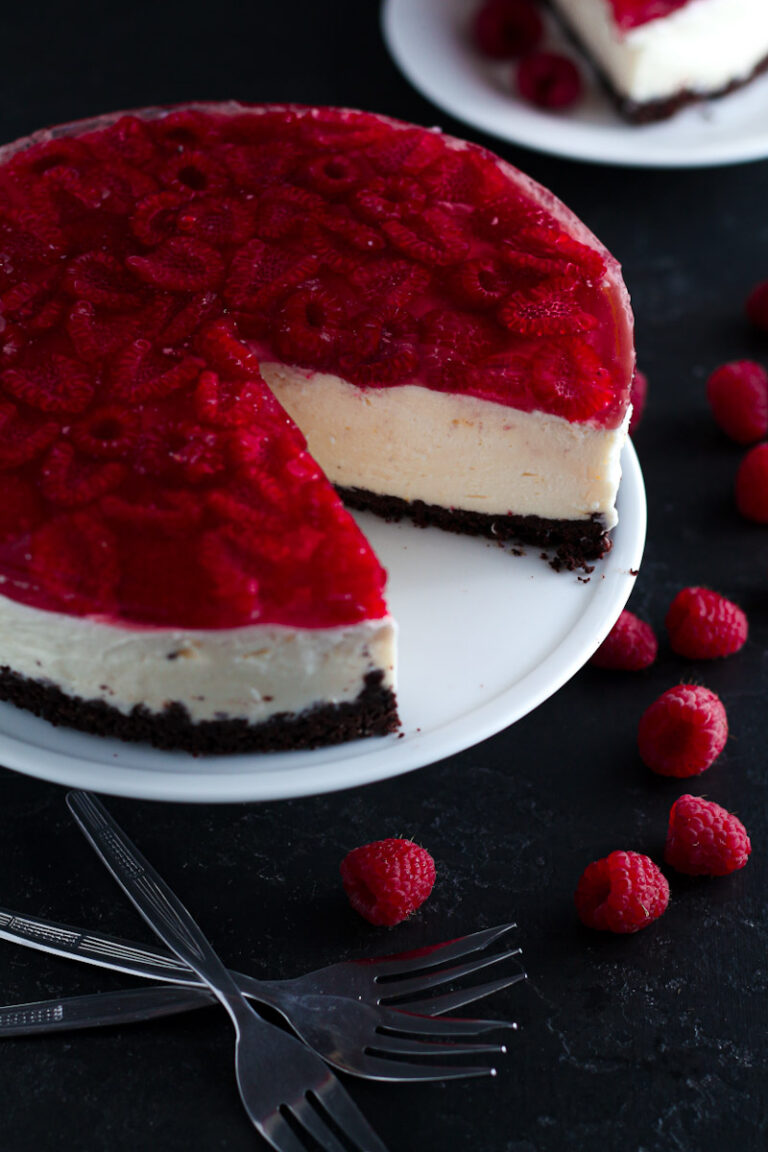 How to make Raspberry Jelly Cheesecake - Days of Jay