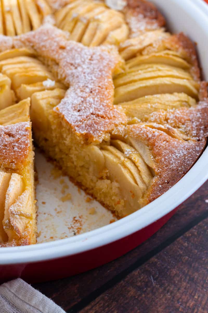 How to make an Easy German Apple Cake - Days of Jay