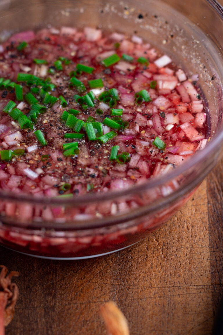 How to prepare Fresh Oysters with Shallot Vinaigrette