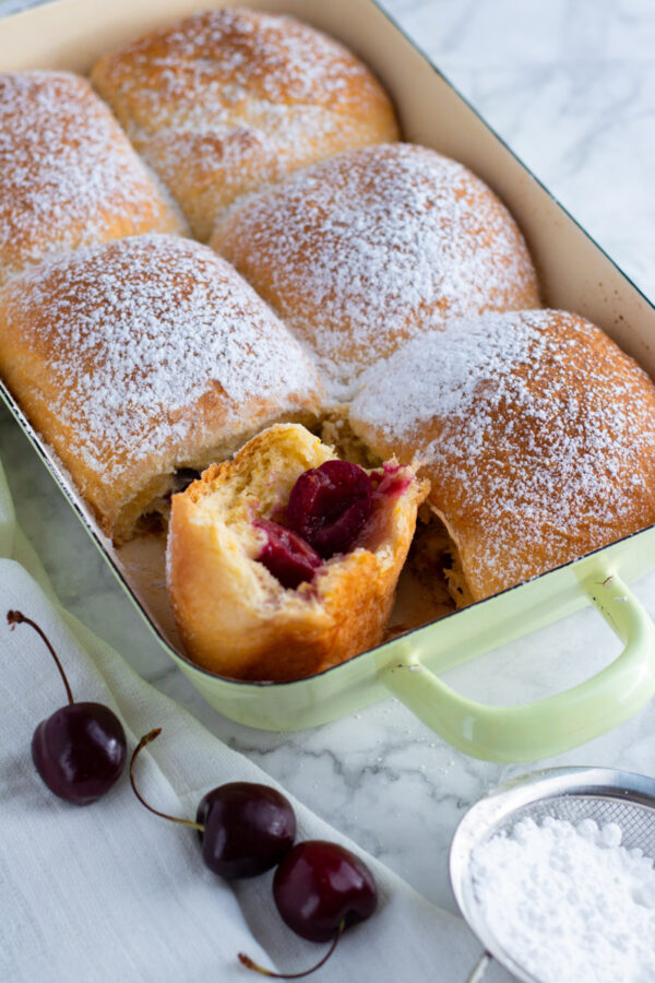 How to make traditional Buchteln (German Sweet Dumplings)