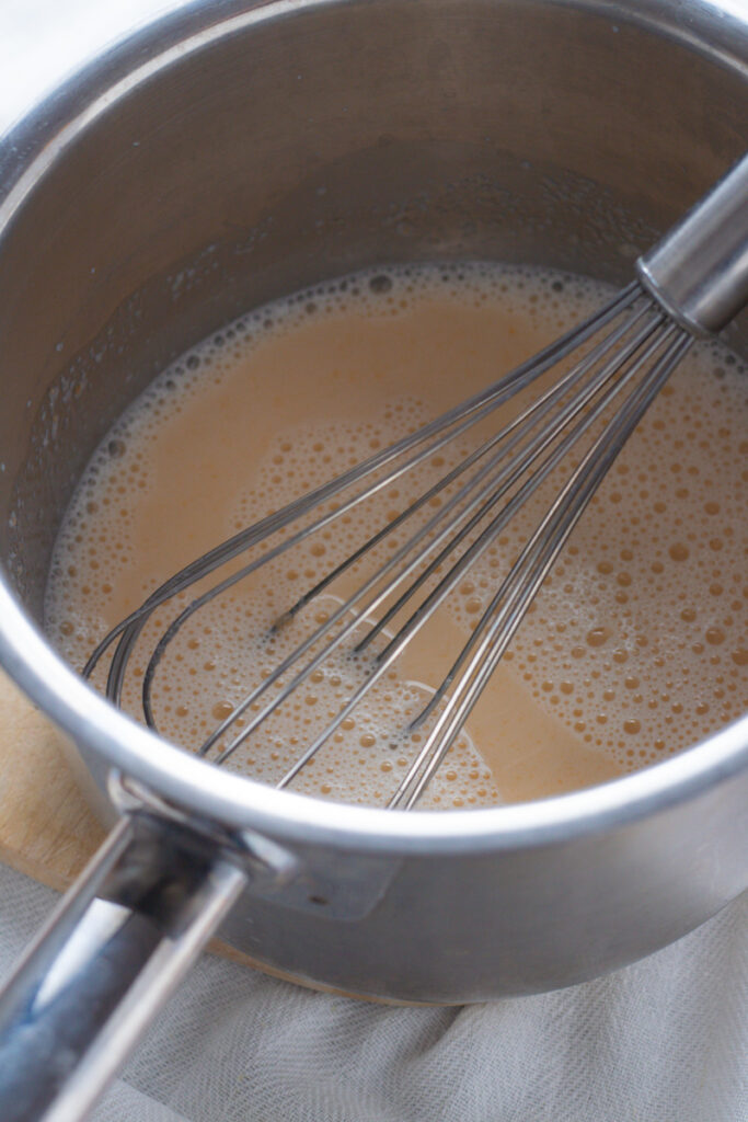 Filling for Käsesahnetorte in a bowl.