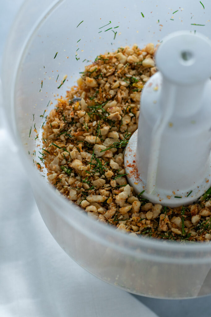 Hazelnut crumb for salmon in a food processor.