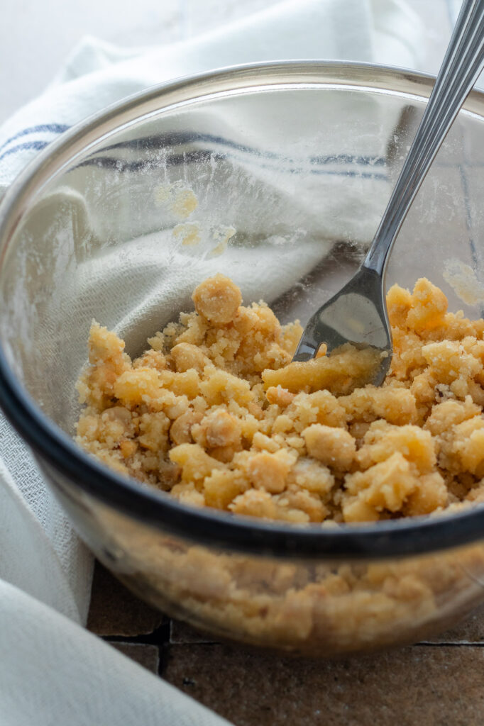 Streusel in a bowl.